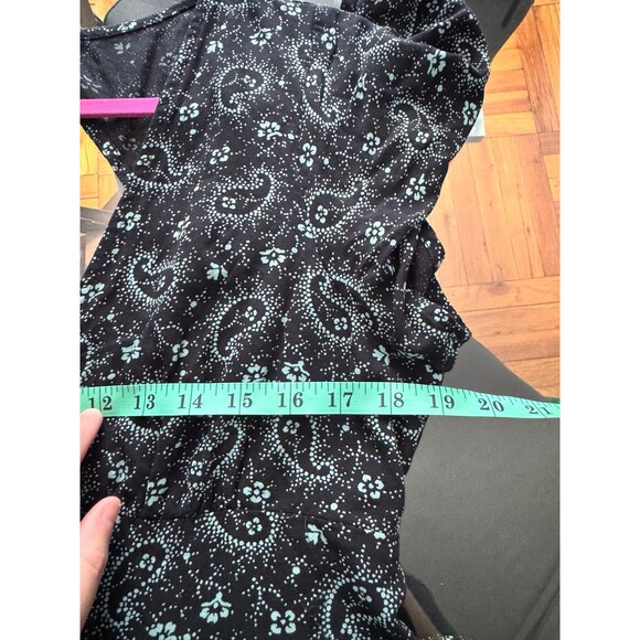 BP. Women’s Paisley Flutter Sleeve V-Neck Dress Plus Size: 1X - Picture 7 of 8